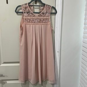 Light pink sleeveless BCBGeneration Dress